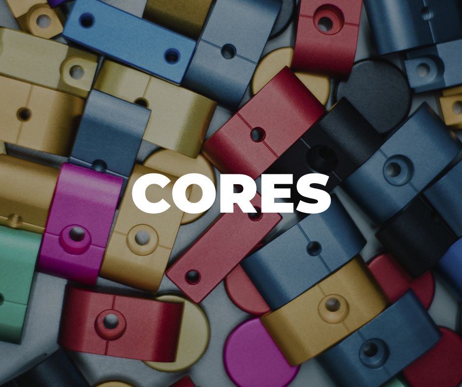 Cadeira de rodas personalizada com acabamento em cores vibrantes e design exclusivo.